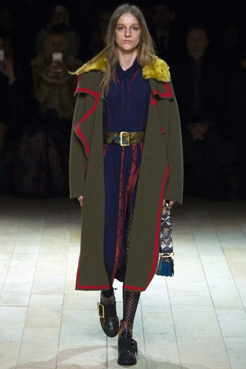 مجموعة بربري Fall 2016 Ready-to-Wear